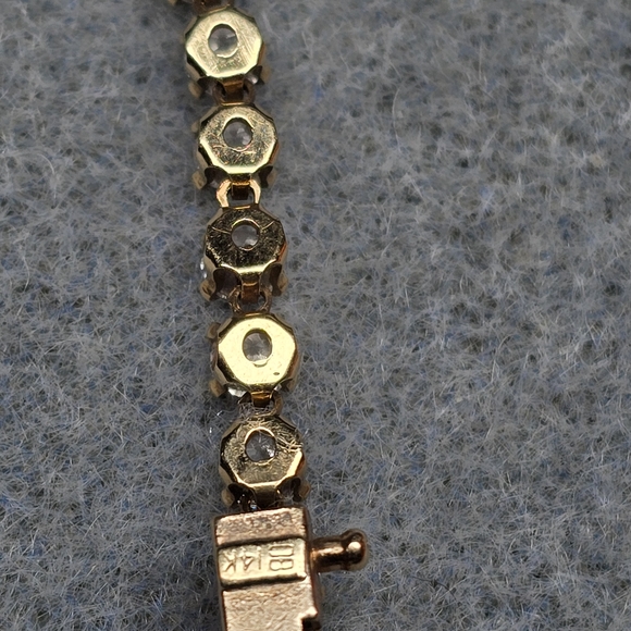 Vintage 14K Yellow Gold 4 Prong Tennis Bracelet - Picture 2 of 9